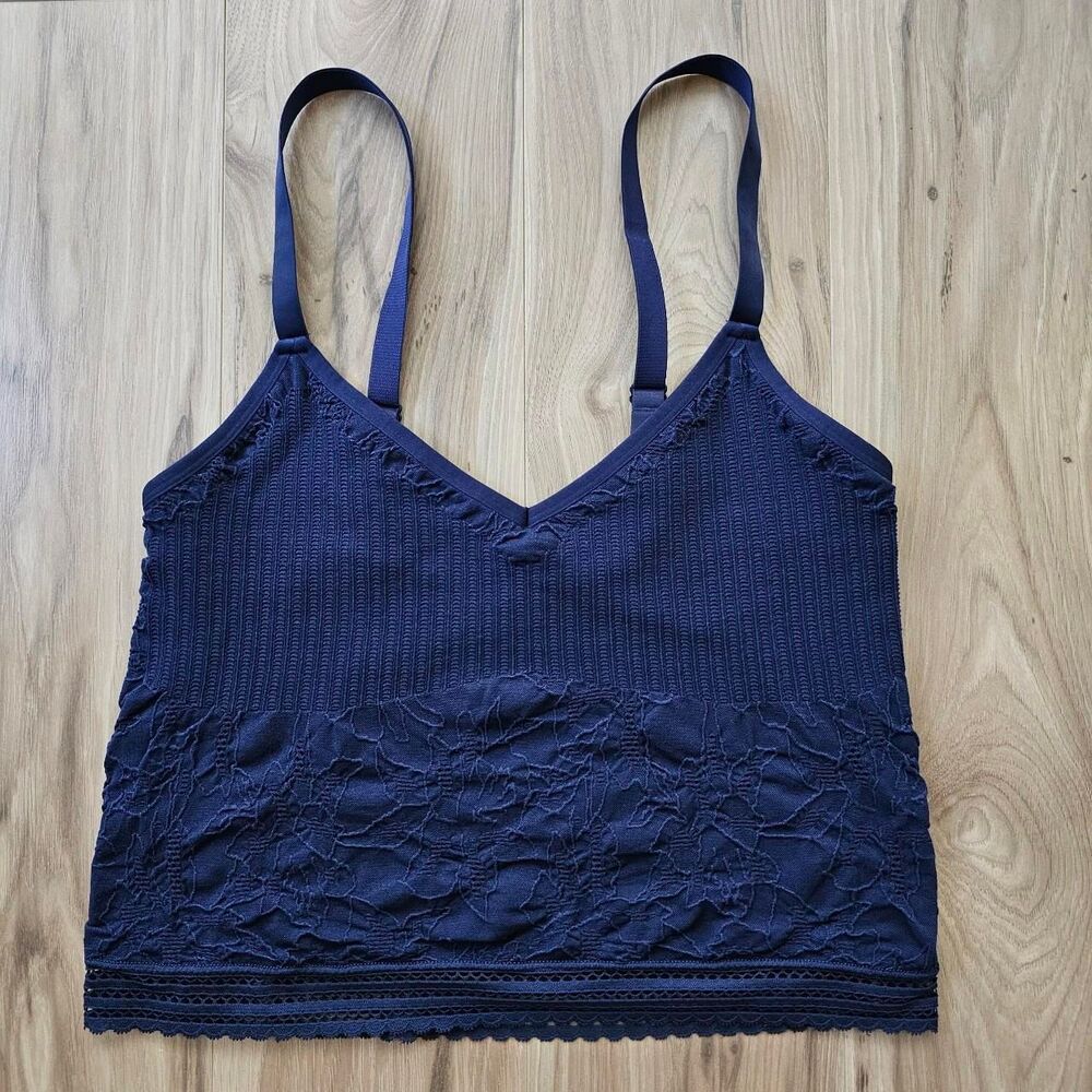 Aerie navy superchill floral seamless cami crop tank top Size XL